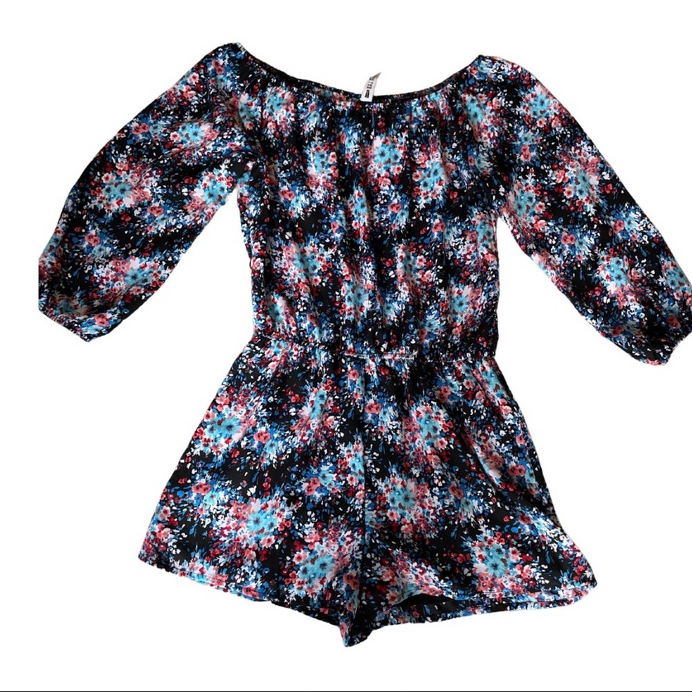 Scoop Neck Floral Romper - Design Lab Romper S 🌺